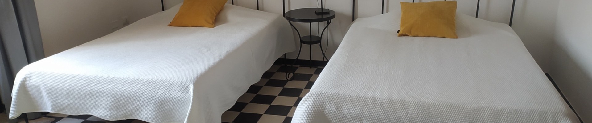 Is Scabas room and breakfast